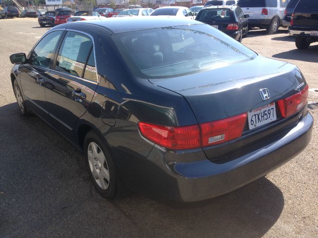 Honda Accord 2dr Reg Cab 120.5 WB Sedan