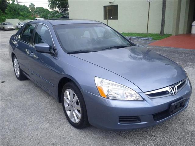 Honda Accord SXT, 4x4, 1-owner Sedan