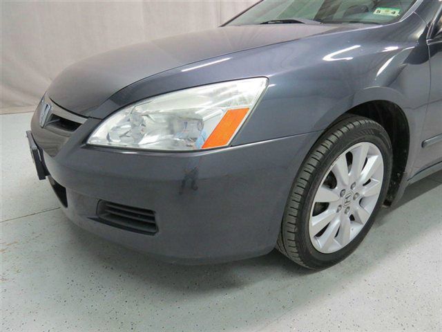 Honda Accord XLS Popular 2WD Sedan