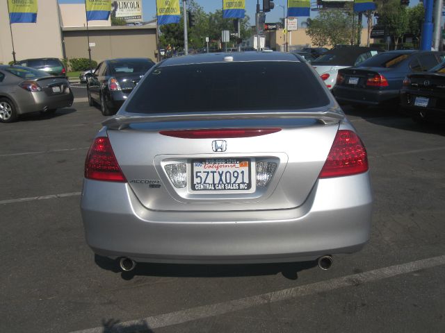 Honda Accord XLS Popular 2WD Sedan