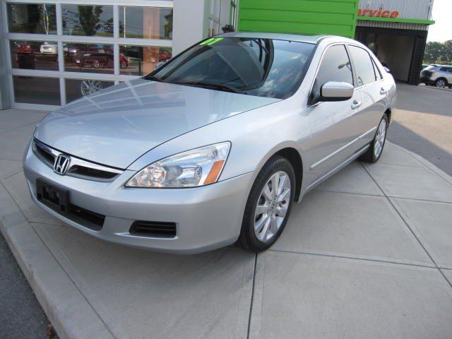 Honda Accord LS 2WD Sedan