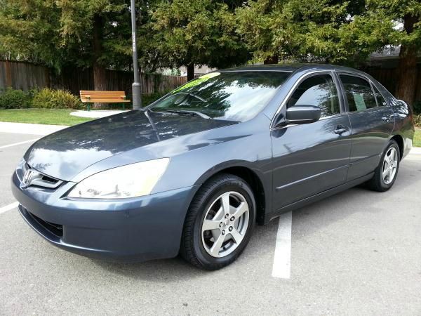 Honda Accord 2dr Reg Cab 120.5 WB Sedan