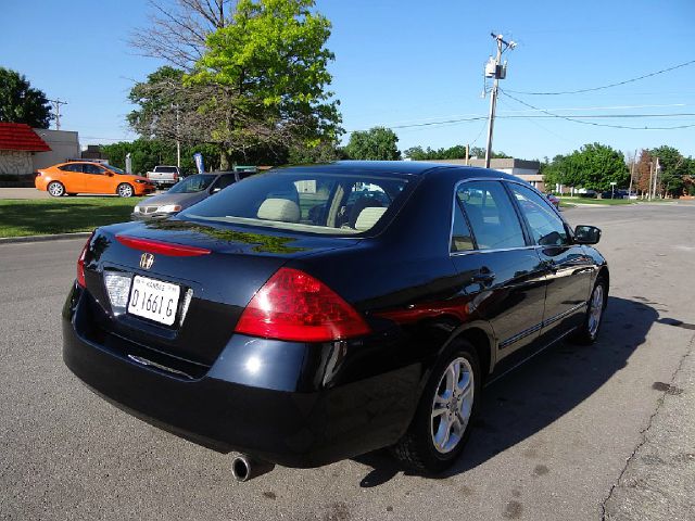 Honda Accord 3.5L RWD Sedan