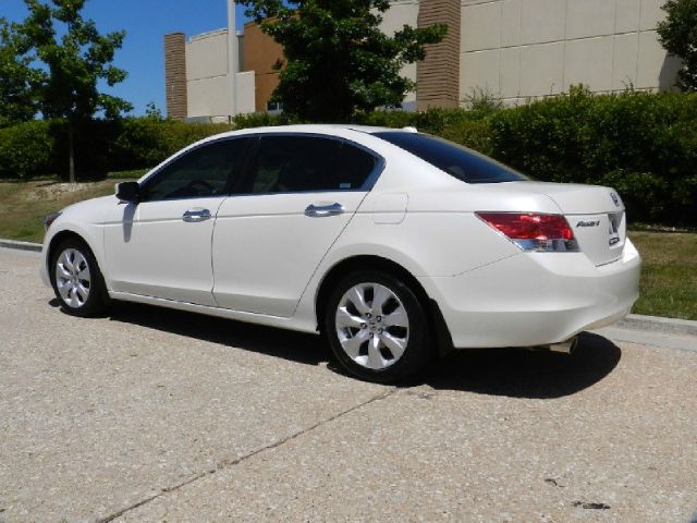 Honda Accord 2011 Toyota Limited Sedan