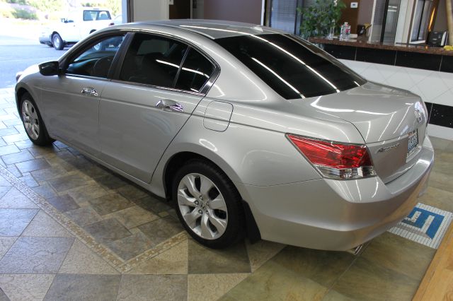 Honda Accord 2011 Toyota Limited Sedan