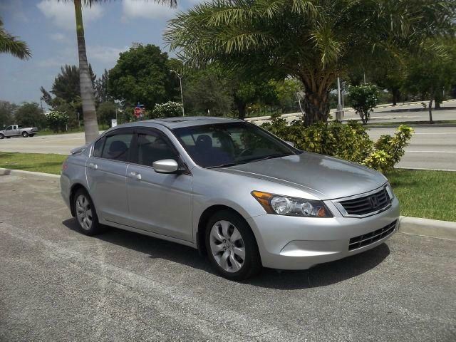 Honda Accord 3.5L RWD Sedan