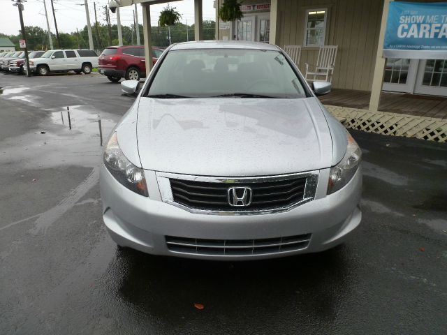 Honda Accord 2dr Reg Cab 120.5 WB Sedan