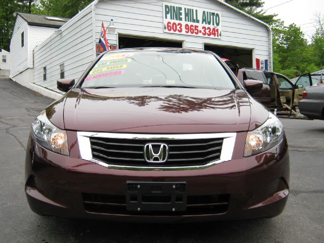 Honda Accord 2dr Reg Cab 120.5 WB Sedan