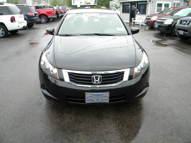 Honda Accord 2dr Reg Cab 120.5 WB Sedan