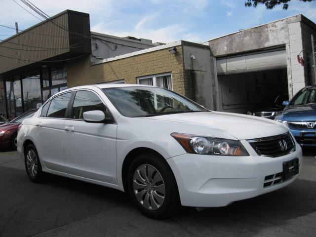 Honda Accord 4dr Sdn 328i RWD Sedan