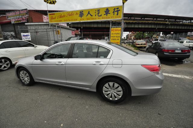 Honda Accord 2dr Reg Cab 120.5 WB Sedan