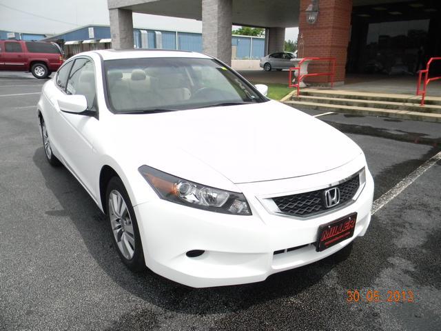 Honda Accord 4DR SE Coupe