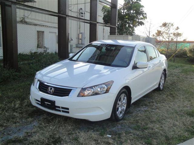 Honda Accord SES Sedan 4D Sedan