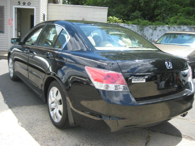 Honda Accord 3.5L RWD Sedan