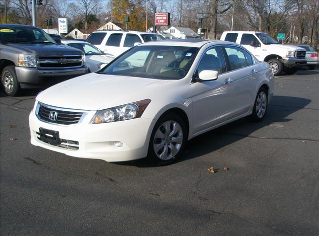 Honda Accord 4dr Sdn 328i RWD Sedan