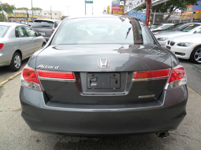 Honda Accord 3500 Reg. Cab 8-ft. Bed D Sedan