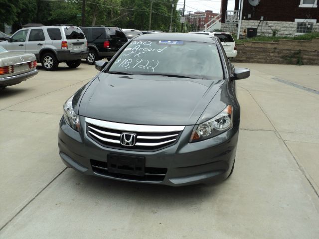 Honda Accord 2dr Reg Cab 120.5 WB Sedan