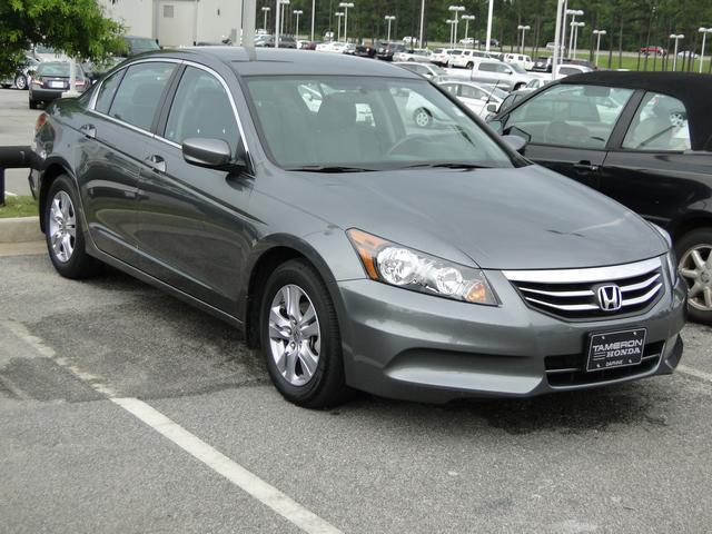 Honda Accord SE Sedan