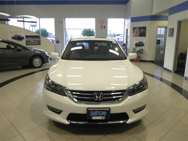 Honda Accord Reg. Cab ST Sedan