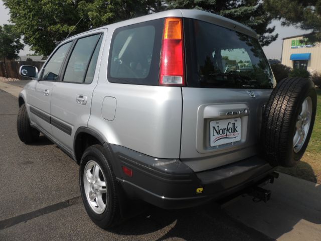 Honda CR-V 2000 photo 2