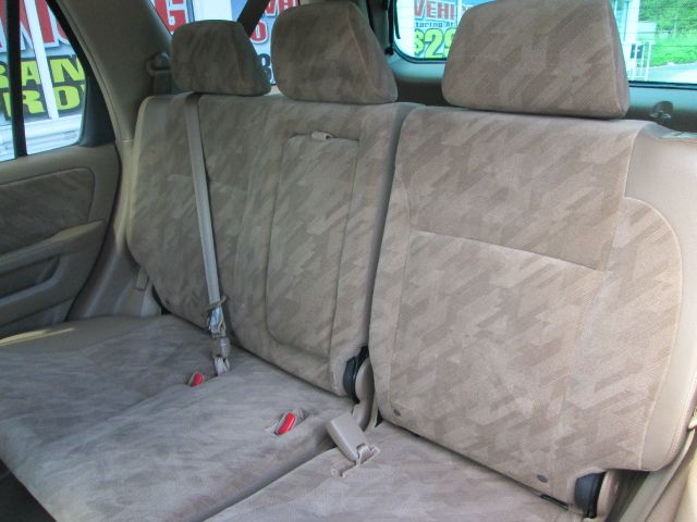 Honda CR-V 2004 photo 2