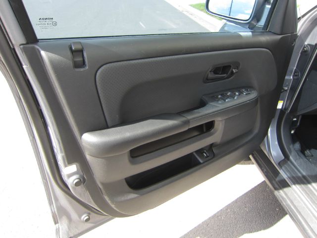 Honda CR-V 2005 photo 2