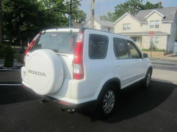 Honda CR-V 2005 photo 2