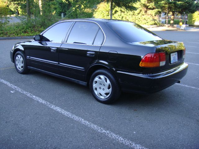 Honda Civic GTC Sedan