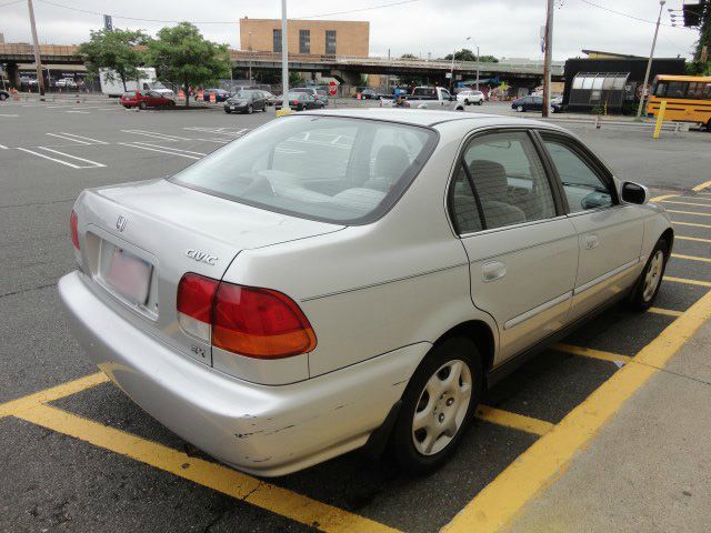 Honda Civic Xeking Cab Sedan