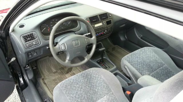 Honda Civic 4DR SE Coupe