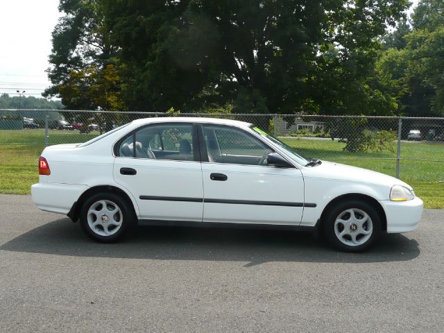 Honda Civic 325i 4dr Sdn RWD South Africa Sedan