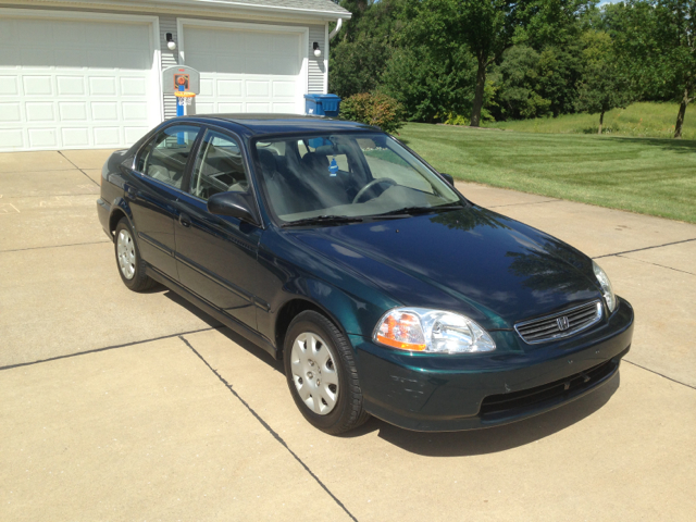 Honda Civic GTC Sedan