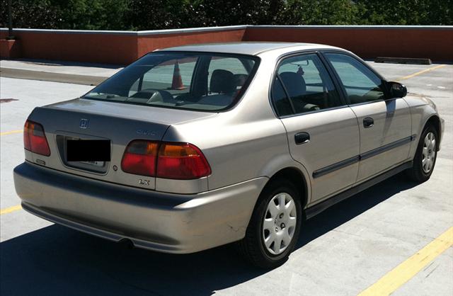 Honda Civic 2000 photo 1