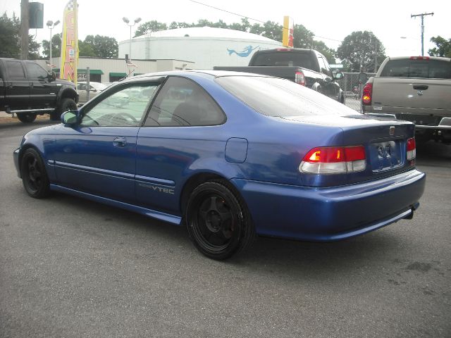 Honda Civic 2000 photo 2