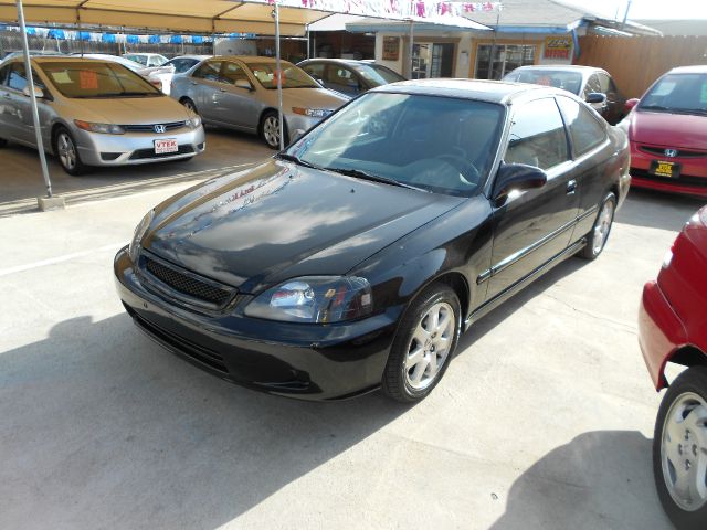 Honda Civic 2000 photo 1