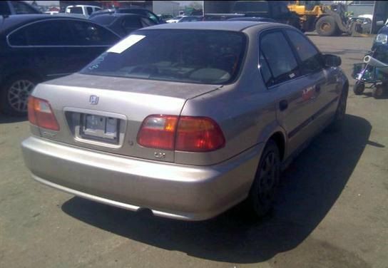 Honda Civic 2000 photo 1