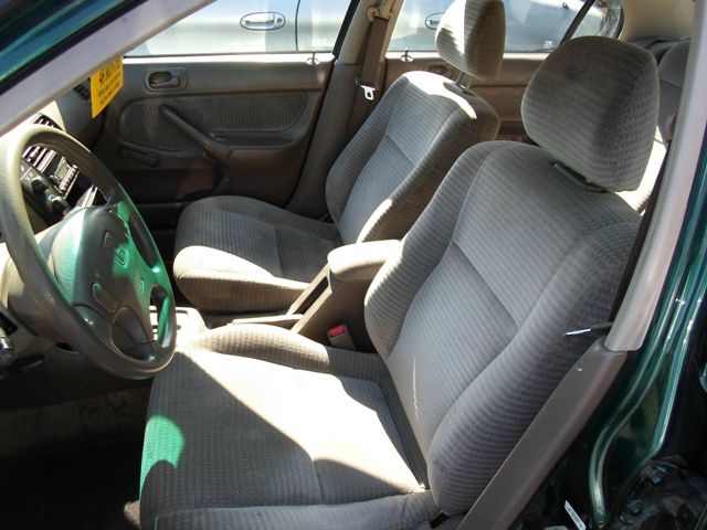 Honda Civic 2000 photo 2