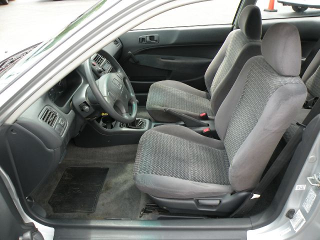 Honda Civic 2000 photo 2