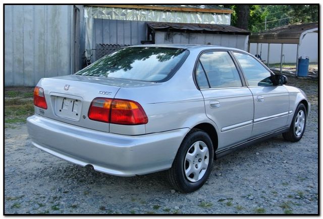 Honda Civic 2000 photo 2