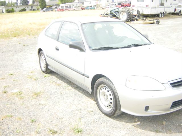 Honda Civic 2000 photo 2