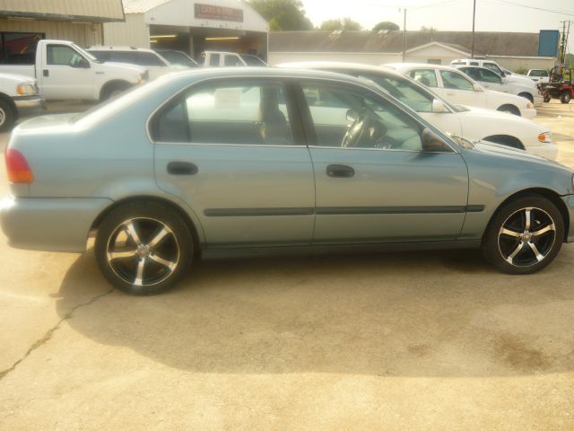 Honda Civic 2000 photo 1