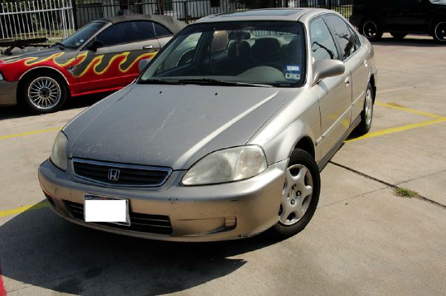 Honda Civic 2000 photo 1