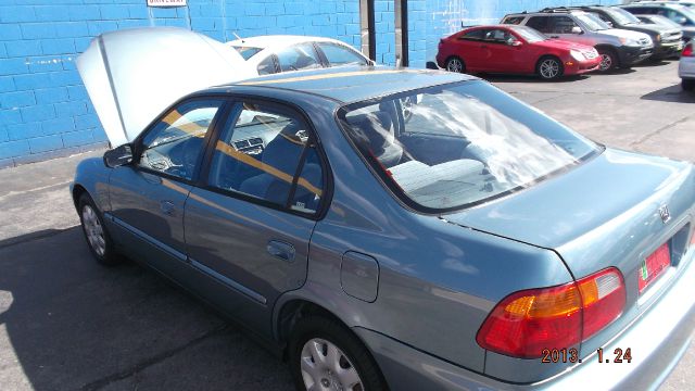 Honda Civic 2000 photo 2