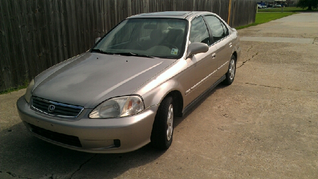 Honda Civic 2000 photo 1