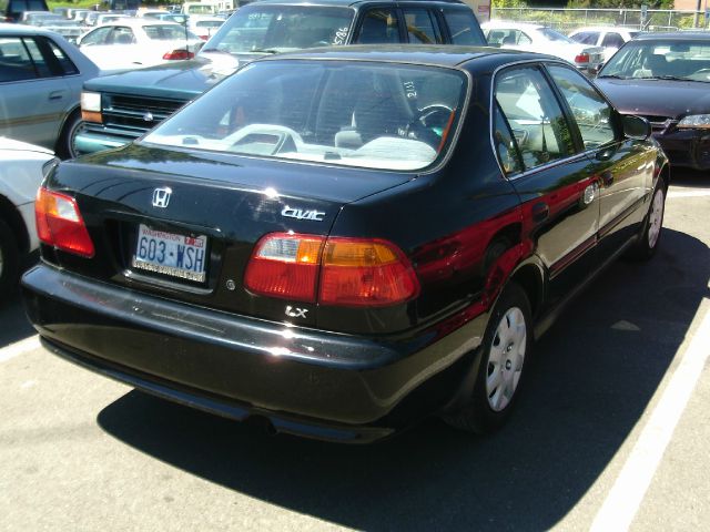 Honda Civic GTC Sedan