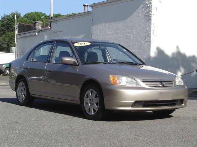 Honda Civic XLE Moonroof Sedan