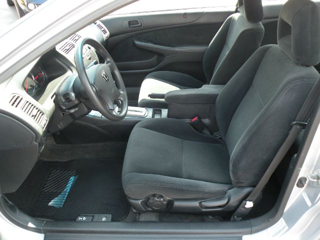 Honda Civic 2003 photo 2