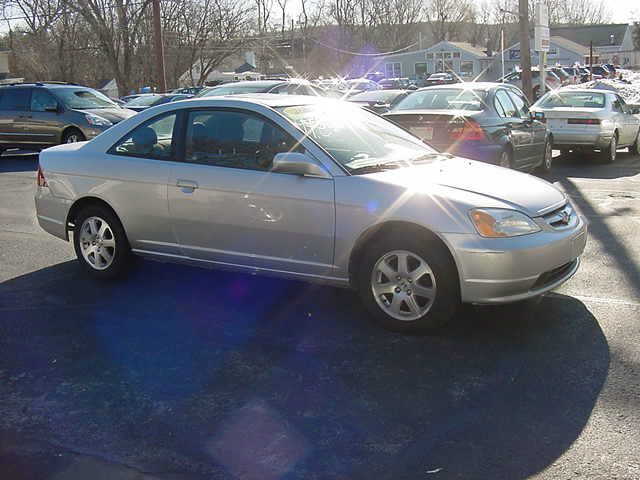 Honda Civic 2003 photo 2