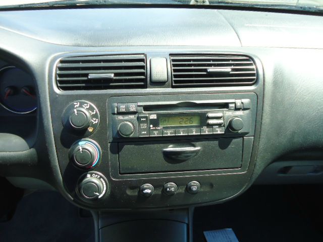 Honda Civic 2003 photo 4