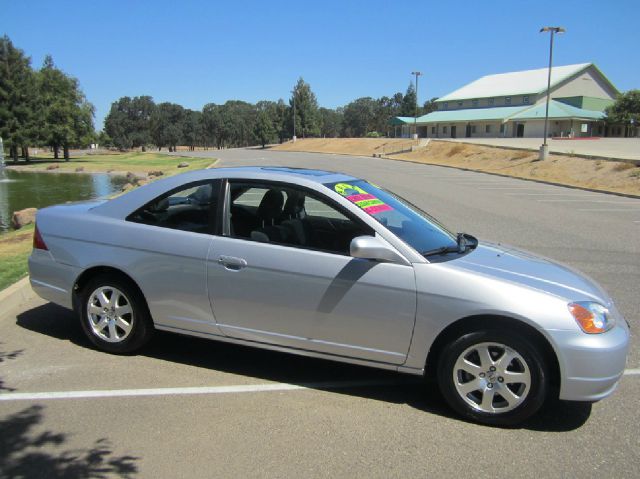 Honda Civic 2003 photo 3